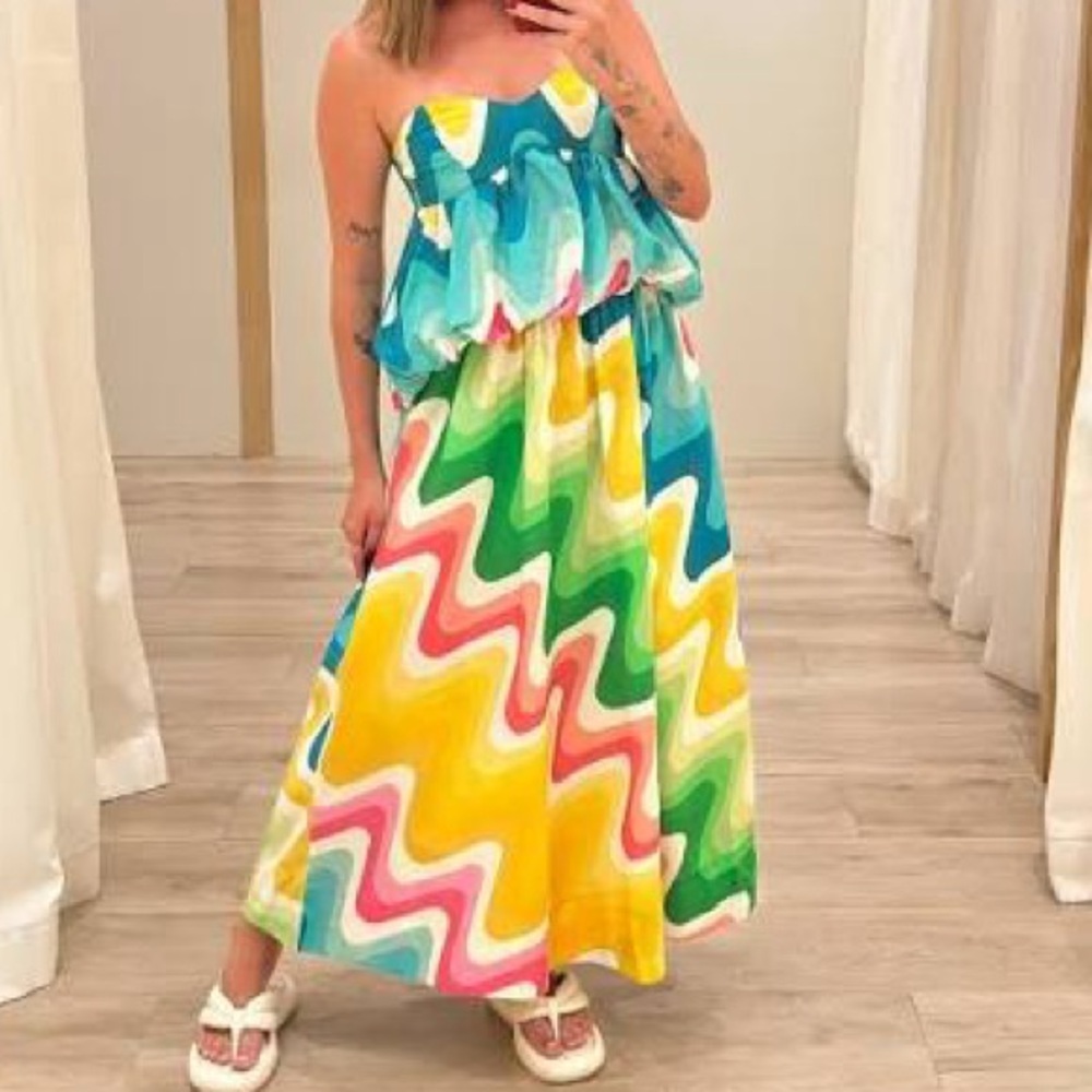 EUC FARM Rio Multi Color SKIRT ONLY Size Small (it has pockets!)